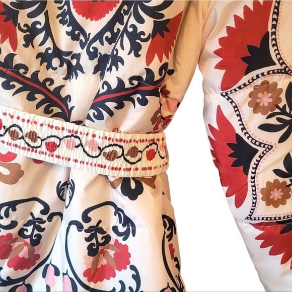 Farm Rio Women's Cashew Mandala Reversible Belted Floral Puffer Jacket SZ S NWT - Picture 4 of 13